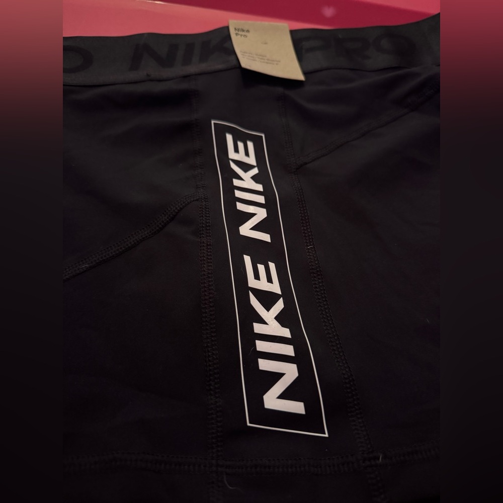 Nike Pro Women's Black Shorts - Picture 5 of 10